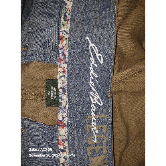 Eddie Bauer Legend Wash Chino Shorts Women's P4 Size 4 Petite - Picture 3 of 7